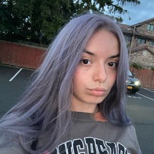 Meet your Posher, Jasmine